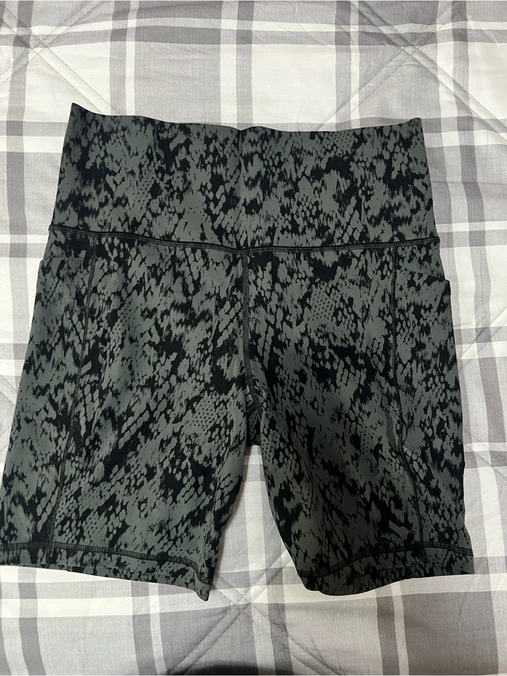 High-Waist Women’s Workout Shorts in Black Print